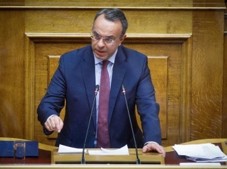 Σταϊκούρας: Γιατί δεν μειώθηκε ο ΦΠΑ στα τρόφιμα