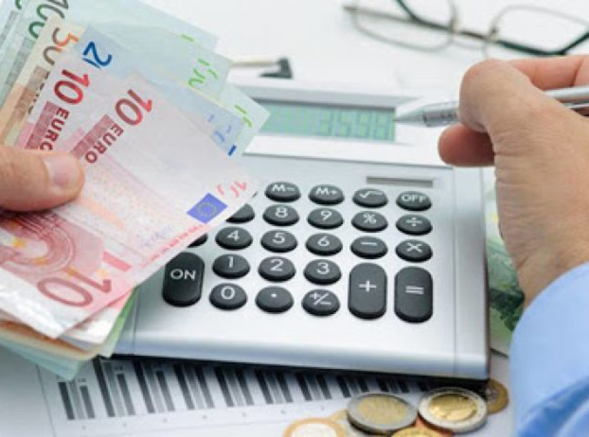 Συμψηφισμοί για όσους «κάηκαν» από τα υψηλά επιτόκια της ρύθμισης οφειλών στην εφορία 
