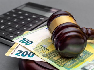 Ανοίγει ο εξωδικαστικός για χρέη προς δήμους άνω των 10.000 ευρώ – «Παγώνουν» τα αναγκαστικά μέτρα