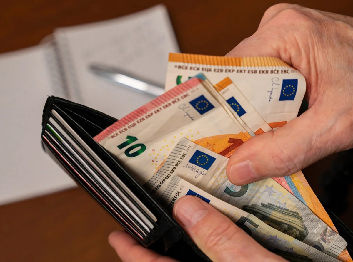 Αλλαγές στις φορολογικές κλίμακες: Εβδομάδα πληρωμών στον ιδιωτικό τομέα – Τι αυξήσεις θα δουν οι εργαζόμενοι (παραδείγματα)