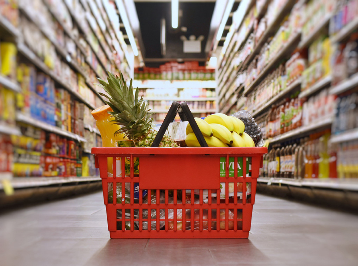 Σούπερ μάρκετ: Τι θα ισχύσει από σήμερα για τρόφιμα και άλλα βασικά αγαθά – Τα «ψιλά» γράμματα για το πλαφόν στο κέρδος